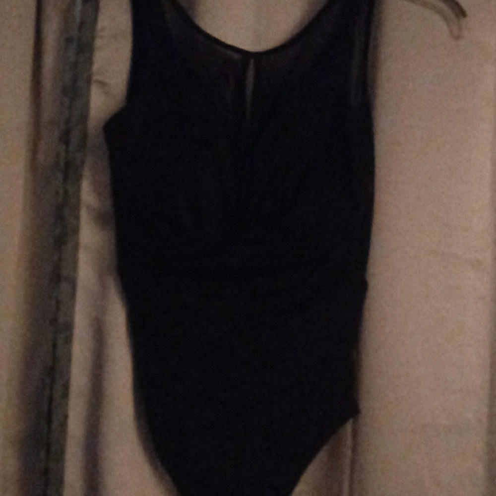True time one piece bathingsuit..